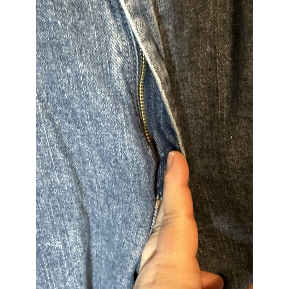 Wrangler Jeans Men's 33X30 Relaxed Fit Straight Leg Medium Wash Denim Pants - Picture 5 of 10